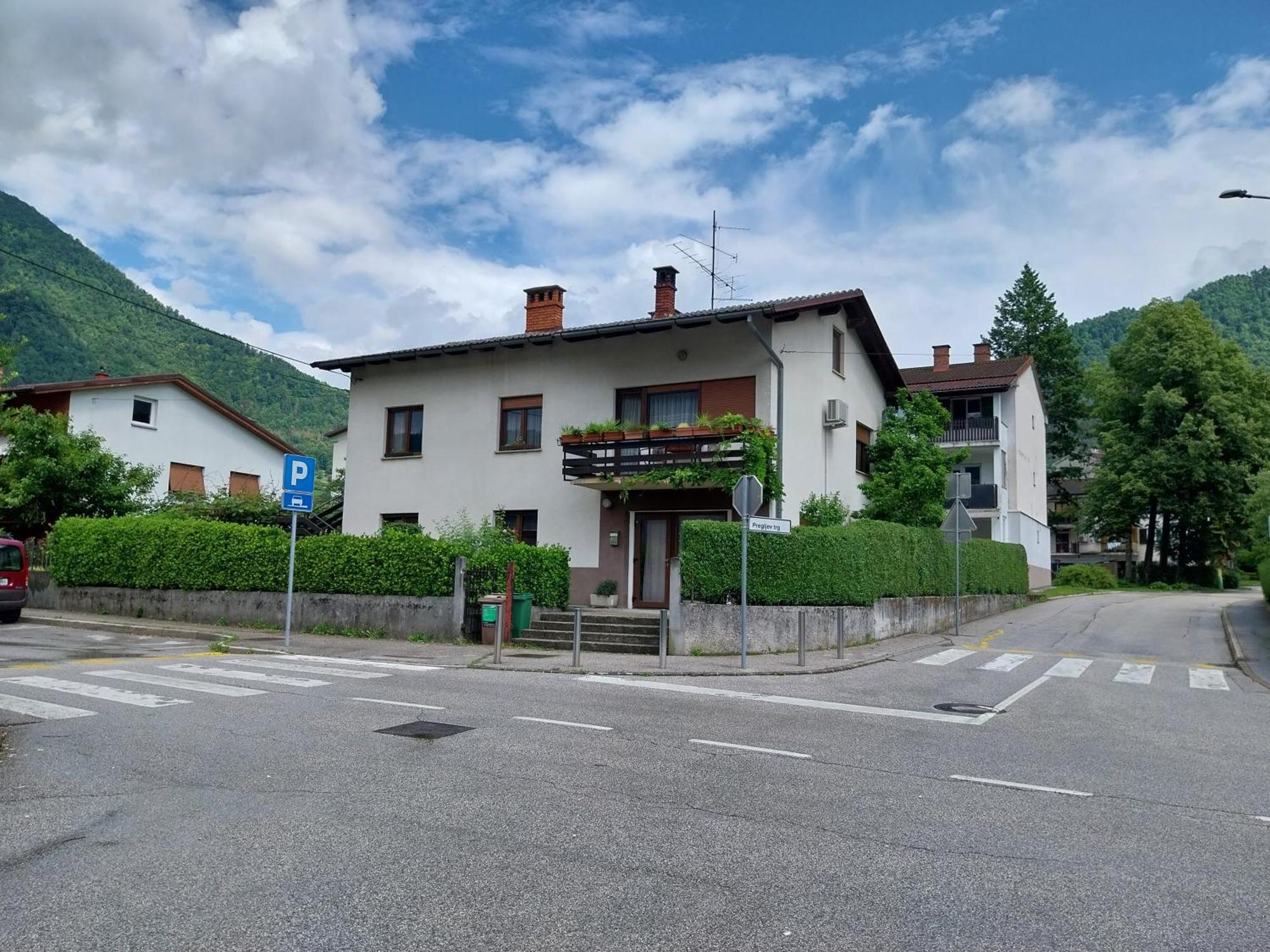 Gravitacija West Tolmin Eksteriør bilde